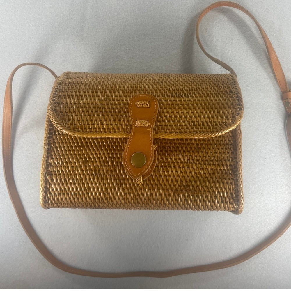 Nomad NextDoor Nusa Rattan Bag Handmade Bali Artisanal - Picture 2 of 12